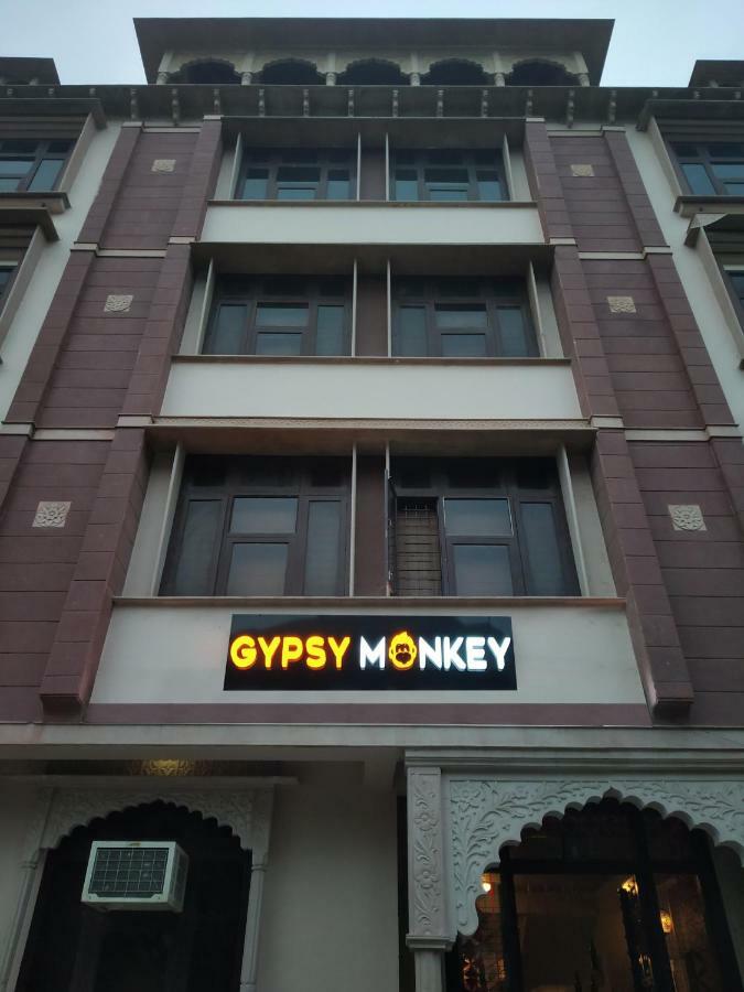 Хостел Gypsy Monkey Джапур Экстерьер фото